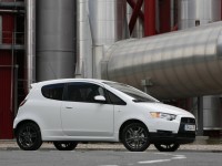 Mitsubishi Colt photo