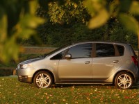 Mitsubishi Colt photo