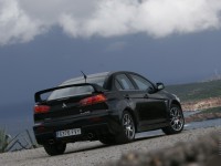 Mitsubishi Lancer Evo X photo