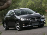 Mitsubishi Lancer Evo X photo