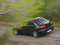 Mitsubishi Lancer Evo X photo