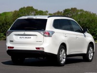 Mitsubishi Outlander 2012 photo