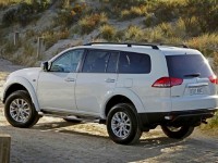Mitsubishi Pajero Sport 2014 photo
